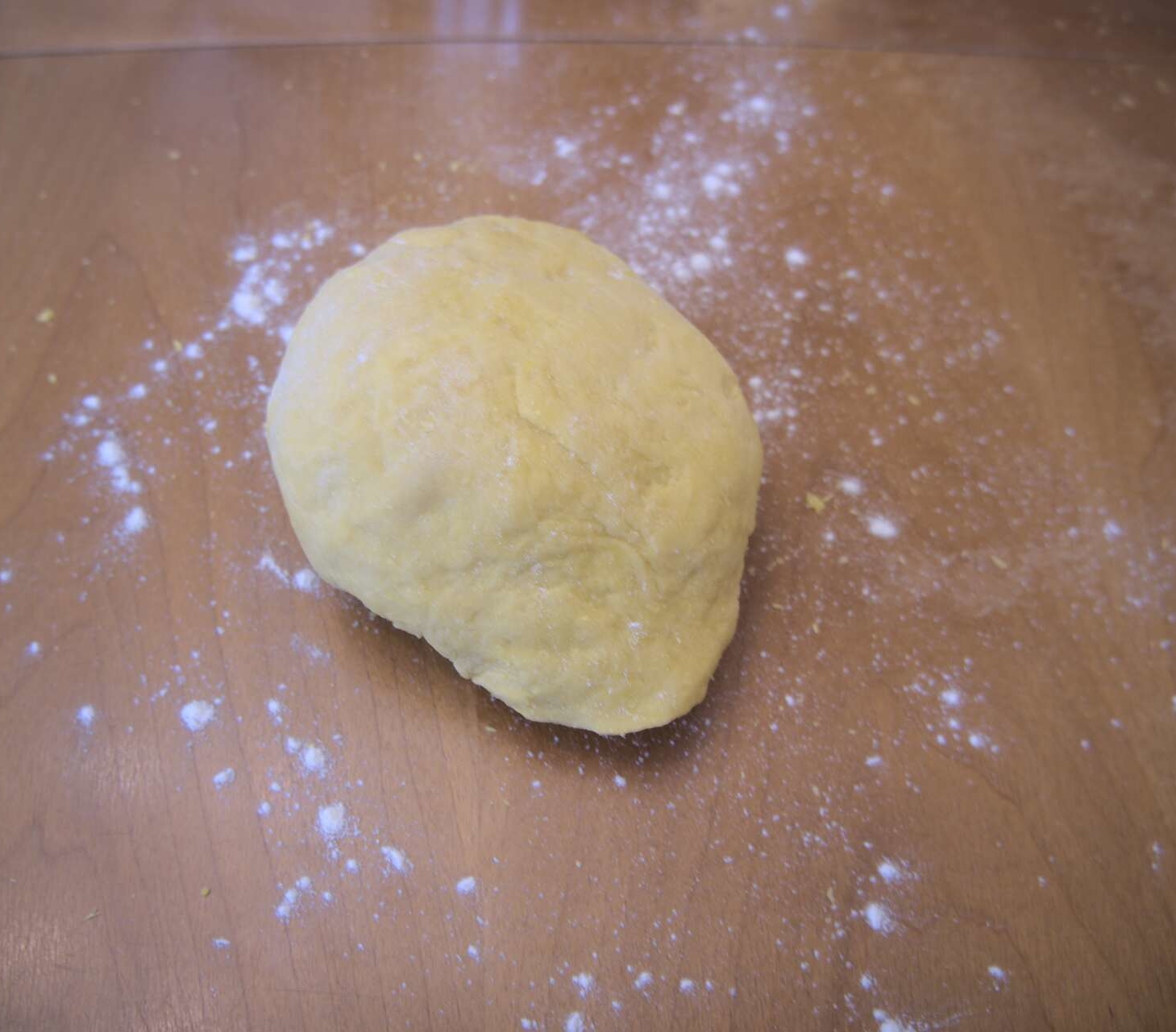 sfoglia di pasta fresca all’uovo per agnoli sfoglia di pasta fresca all'uovo per agnoli